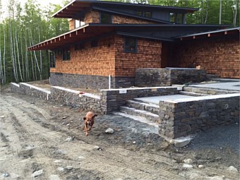 Black river mica ashlar - house facade